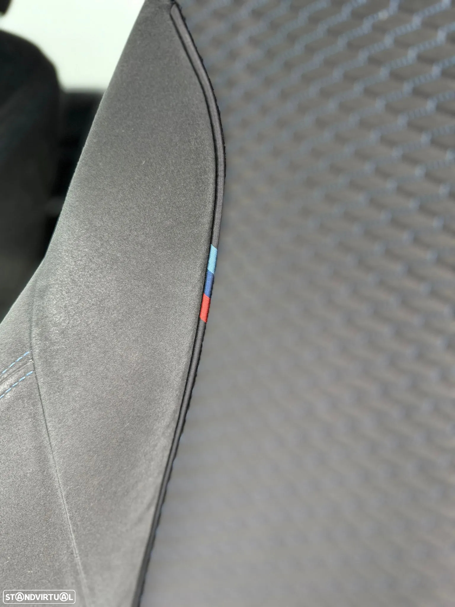 BMW 118 d Pack M - 17