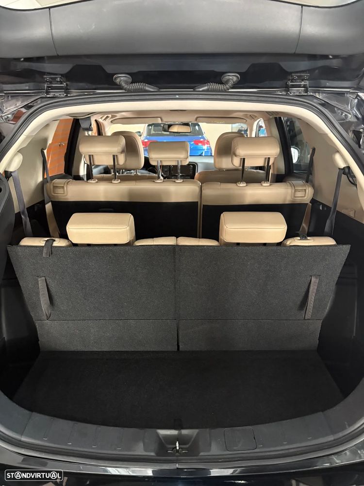 Mitsubishi Outlander 2.2 DI-D Intense Black Edition - 10
