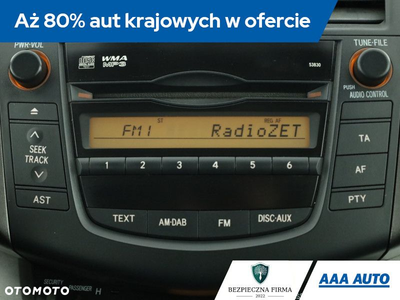 Toyota RAV4 - 10