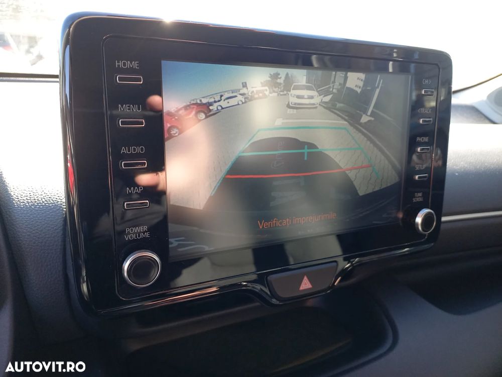 Toyota Yaris 1.5 VVT-i HSD Dynamic - 22