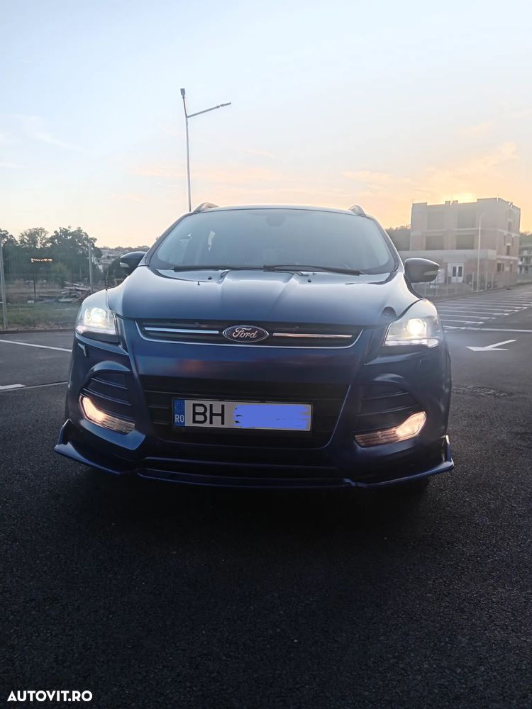 Ford Kuga 2.0 TDCi 4WD Powershift Titanium - 8