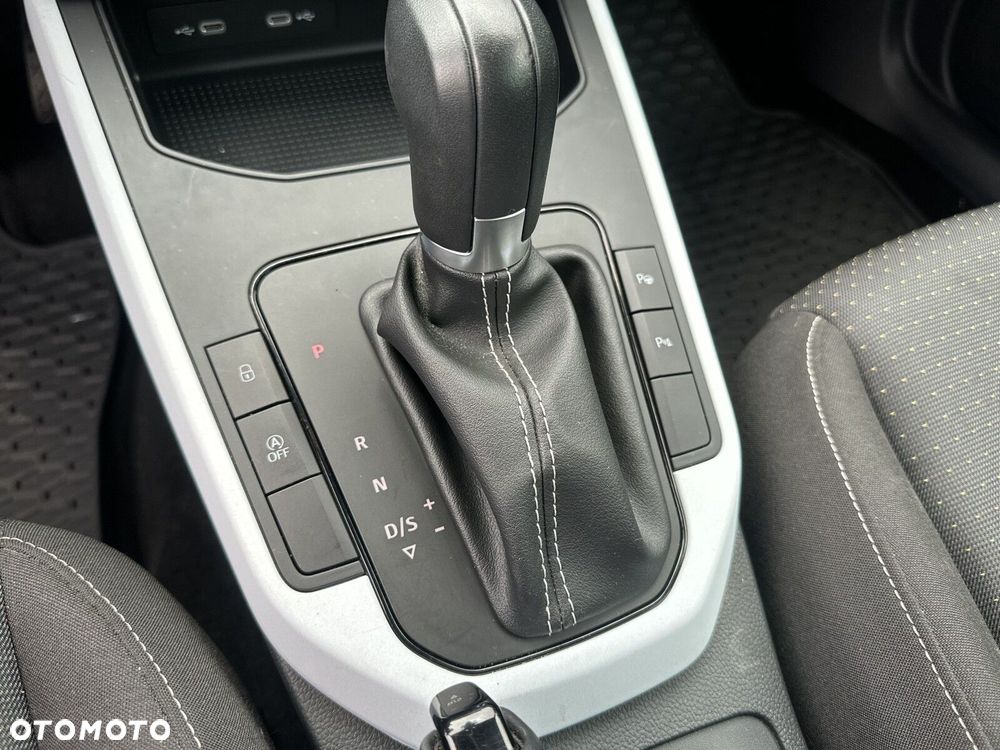 Seat Arona 1.0 TSI Style S&S DSG - 25