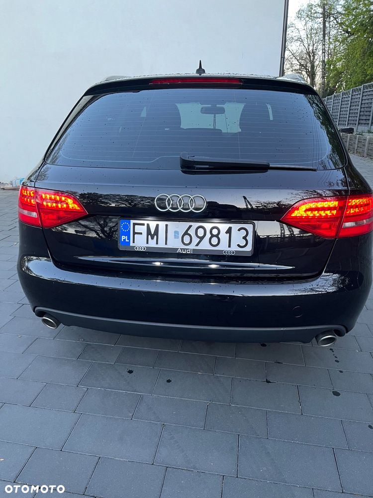 Audi A4 Avant - 4