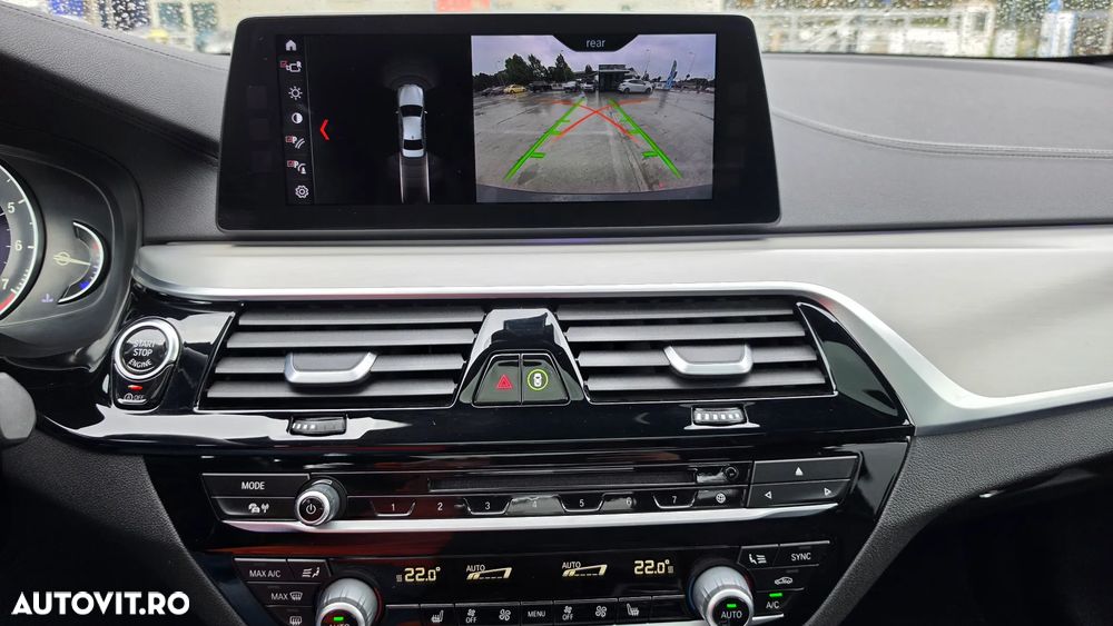 BMW Seria 5 530i xDrive Aut. Luxury Line - 10