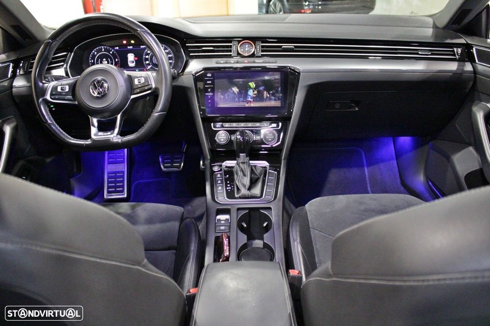 VW Arteon 2.0 TDI R-Line DSG 4Motion - 25