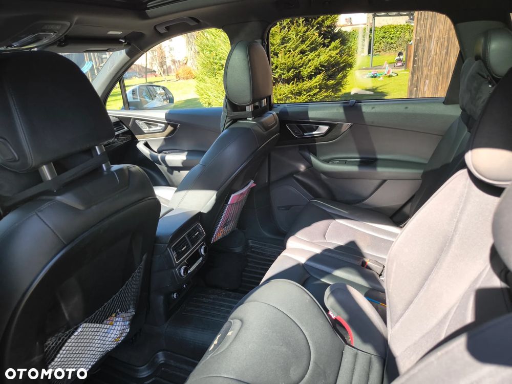 Audi Q7 3.0 TFSI Quattro Tiptronic - 12