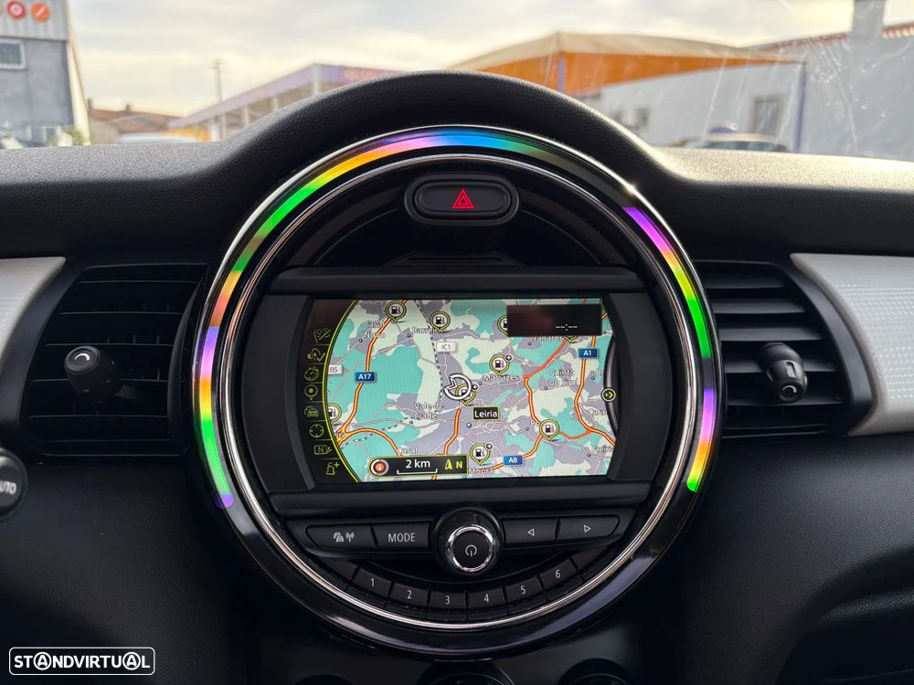 MINI 5 Portas Cooper SD Aut. - 16