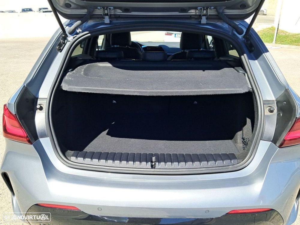 BMW 116 d Pack Desportivo M Auto - 17
