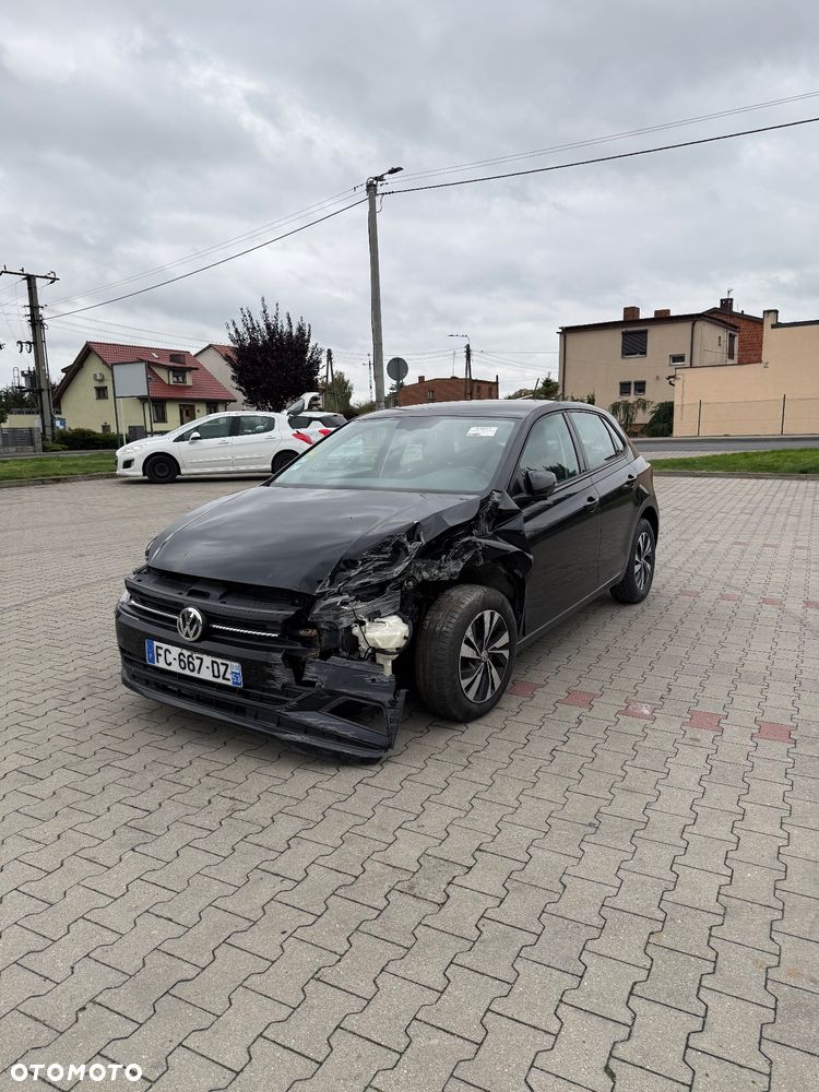Volkswagen Polo - 1