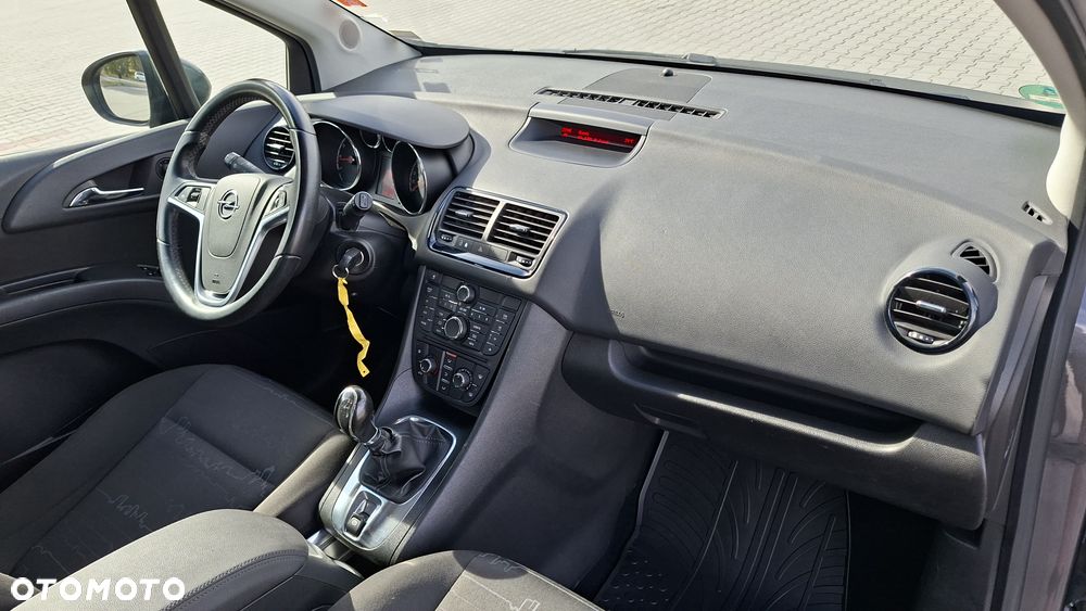 Opel Meriva - 8