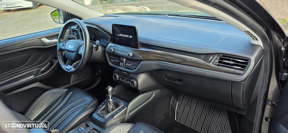 Ford Focus 1.5 EcoBoost Vignale - 11
