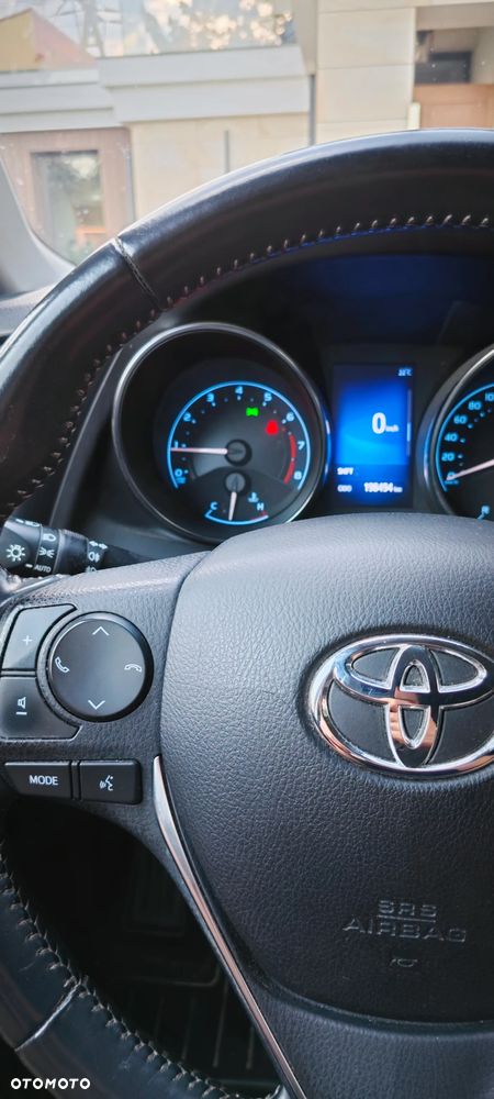Toyota Auris 1.6 Comfort - 11