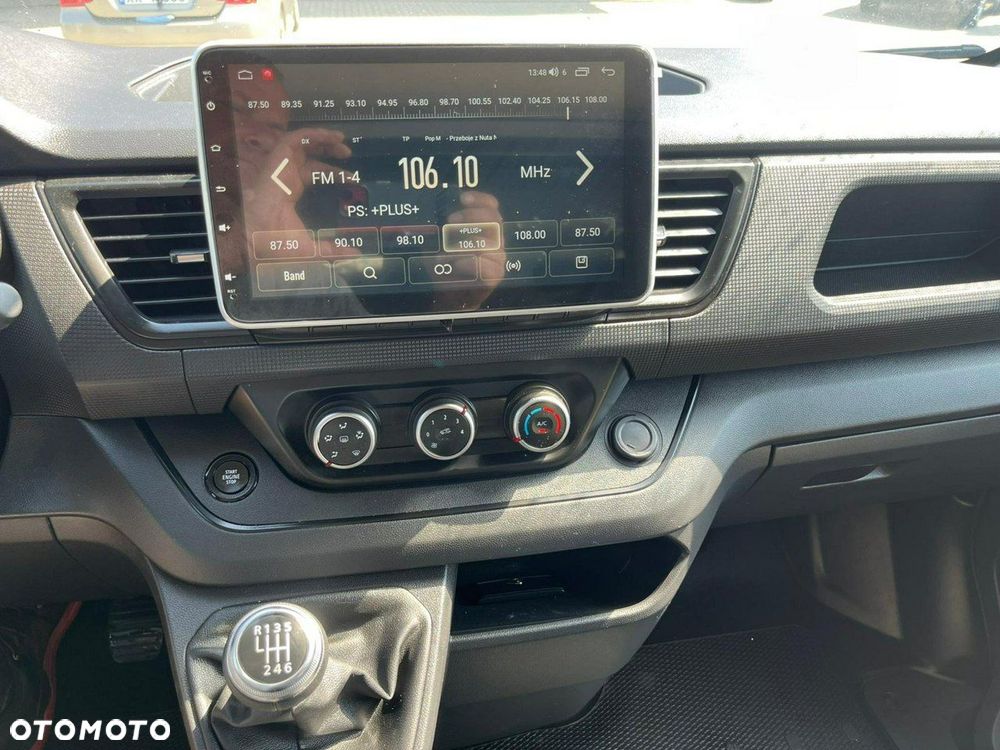 Renault Trafic - 12