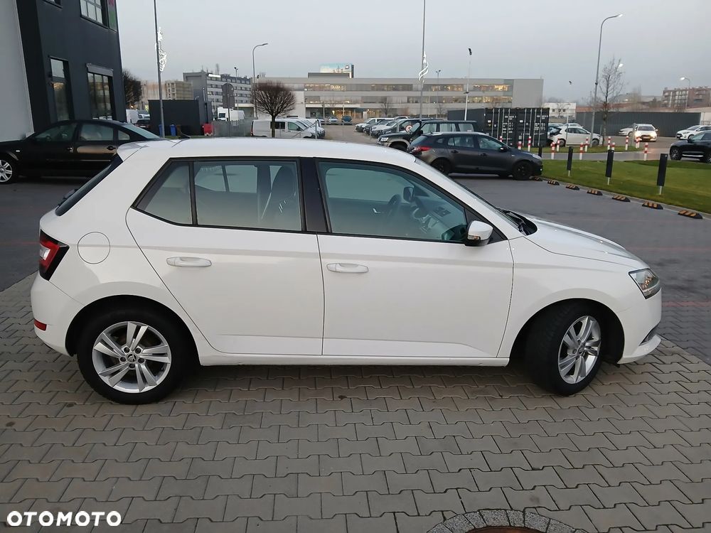 Skoda Fabia 1.0 Ambition - 8