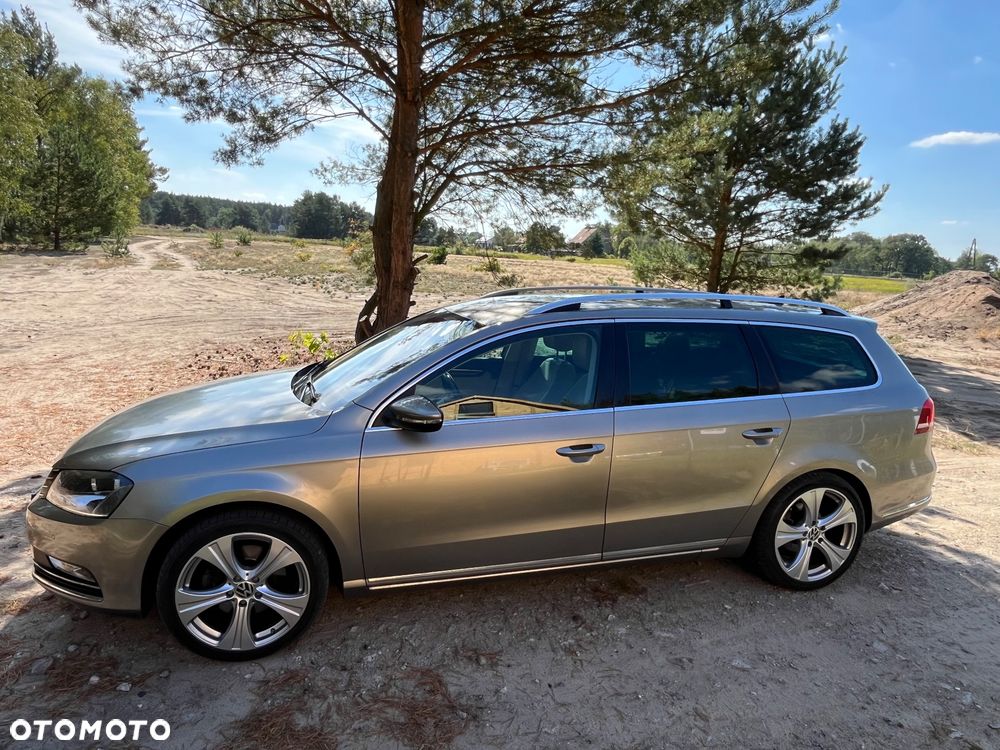 Volkswagen Passat 2.0 TDI 4Mot Highline DSG - 3