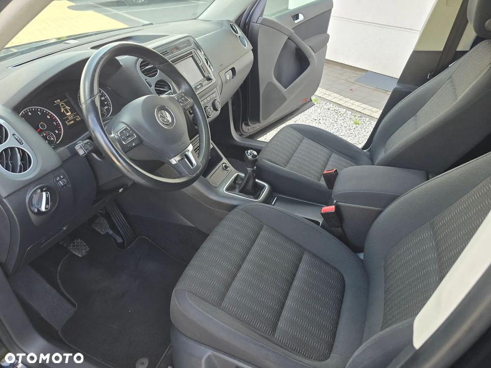 Volkswagen T-Cross - 6