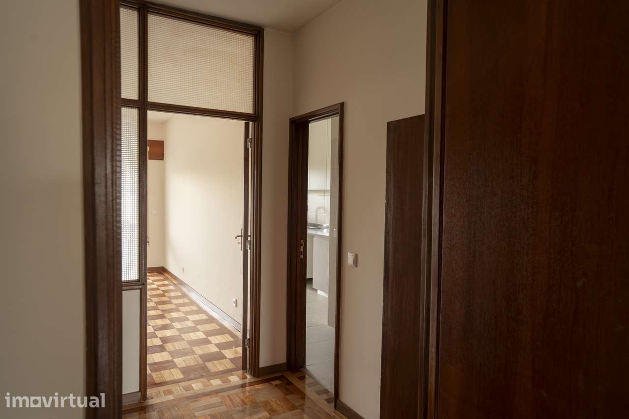 APARTAMENTO T2  TOTALMENTE RENOVADO – Primeira Utilização - Pedrouços - Grande imagem: 4/33