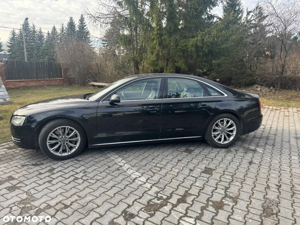 Audi A8 - 1