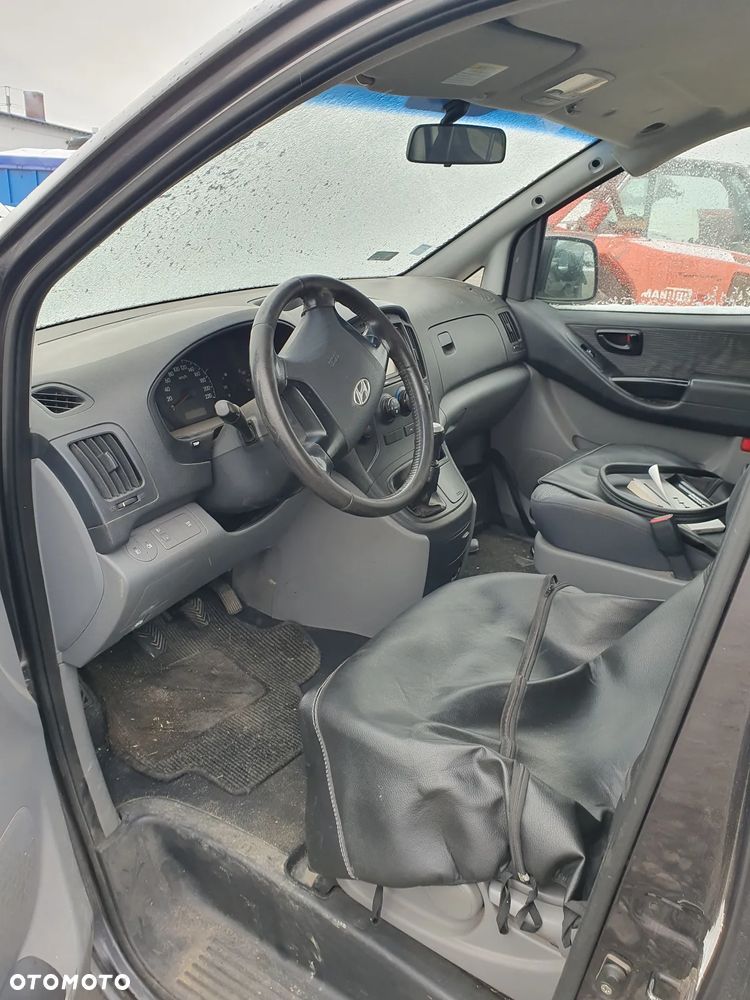 HYUNDAI H-1 2008r - 3