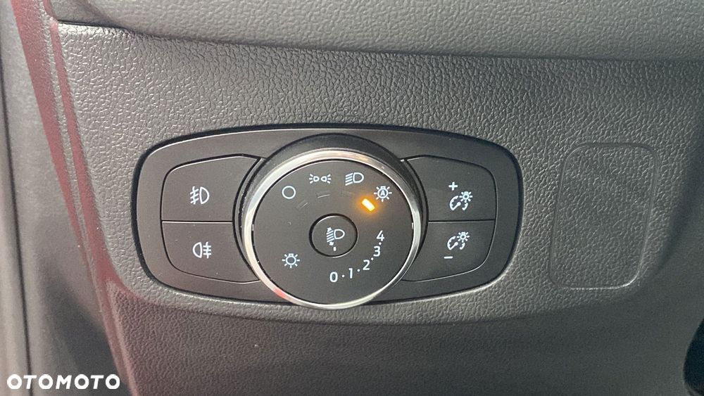 Ford Focus 1.0 EcoBoost mHEV Titanium X - 24