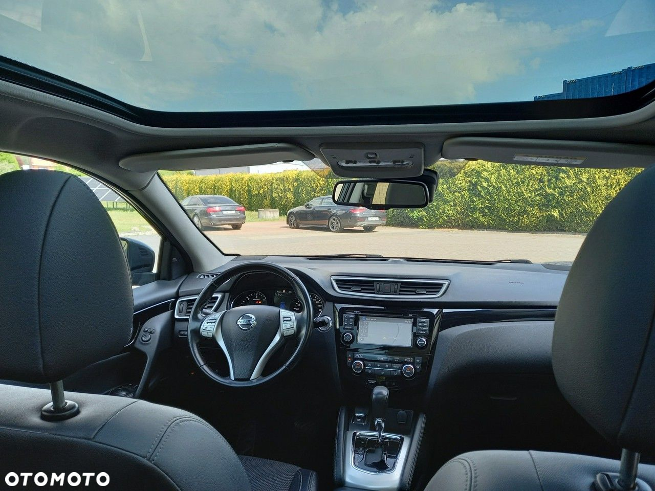 Nissan Qashqai 1.6 dCi Xtronic TEKNA+ - 29