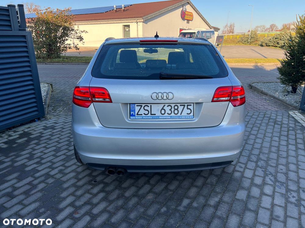 Audi A3 Sportback - 7