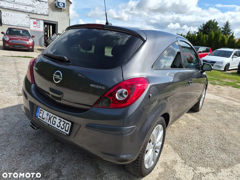 Opel Corsa 1.4 16V EcoFLEX Start-Stop 150 Jahre - 12