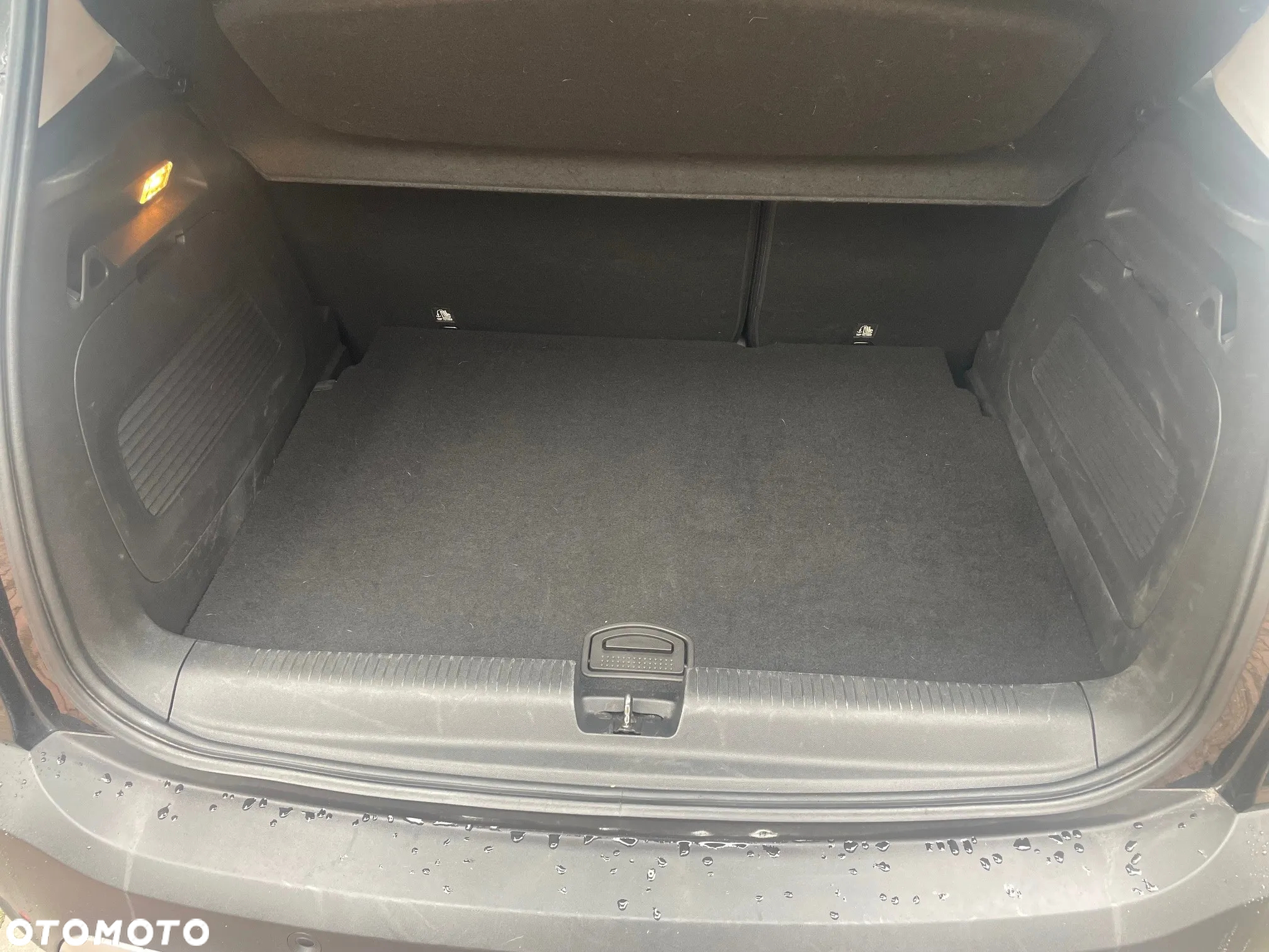 Opel Crossland X 1.2 T 120 Lat S&S - 17