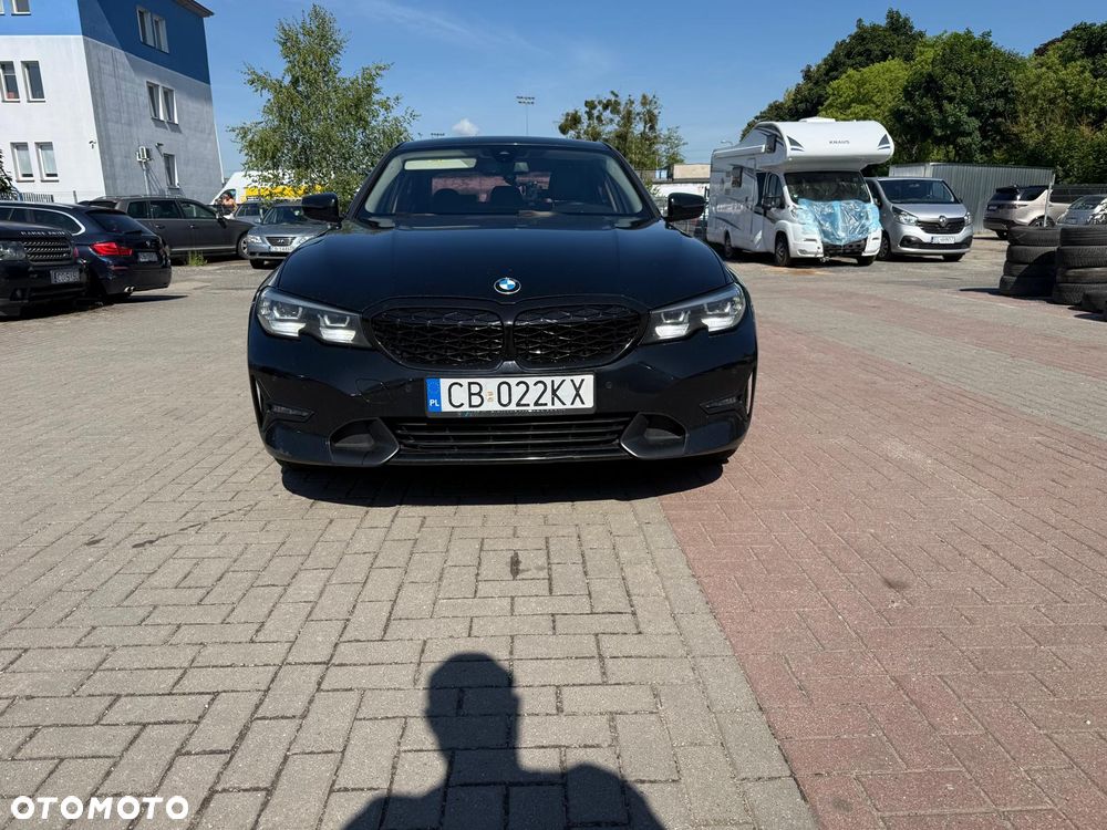BMW Seria 3 318d - 3