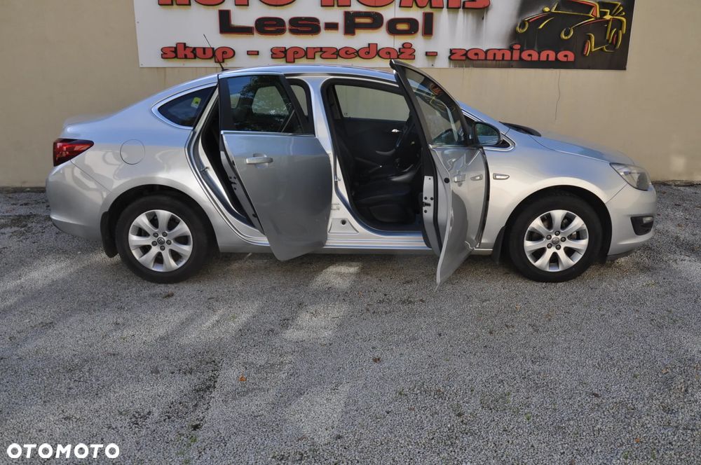 Opel Astra 1.4 T Active - 8