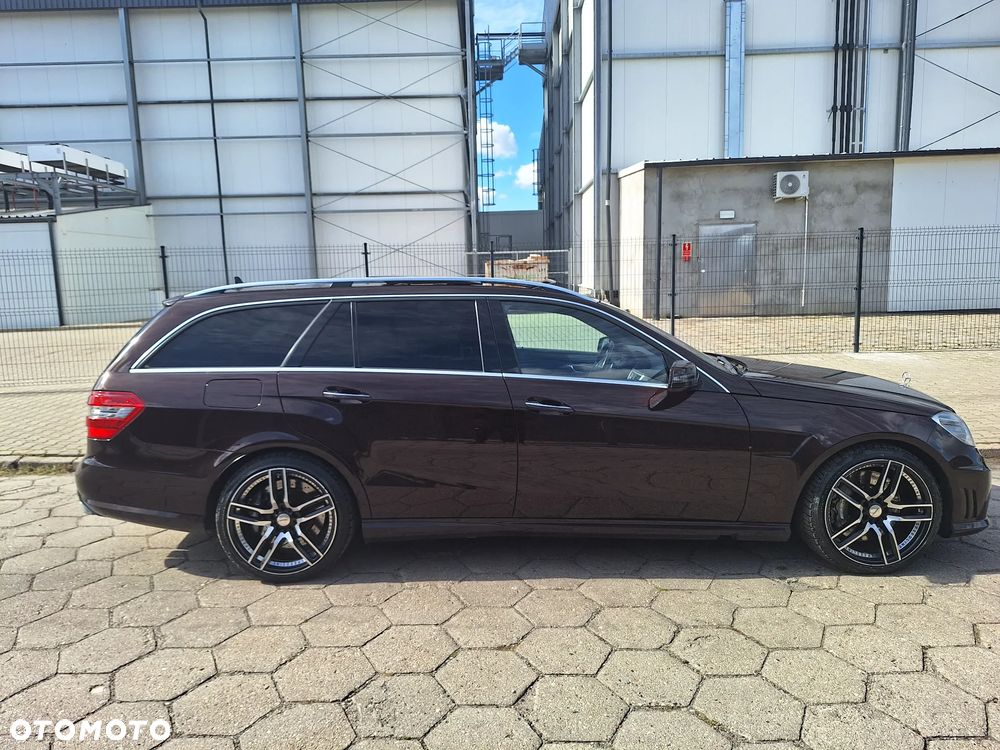 Mercedes-Benz Klasa E 63 AMG T AMG Speedshift 7G-MCT - 4