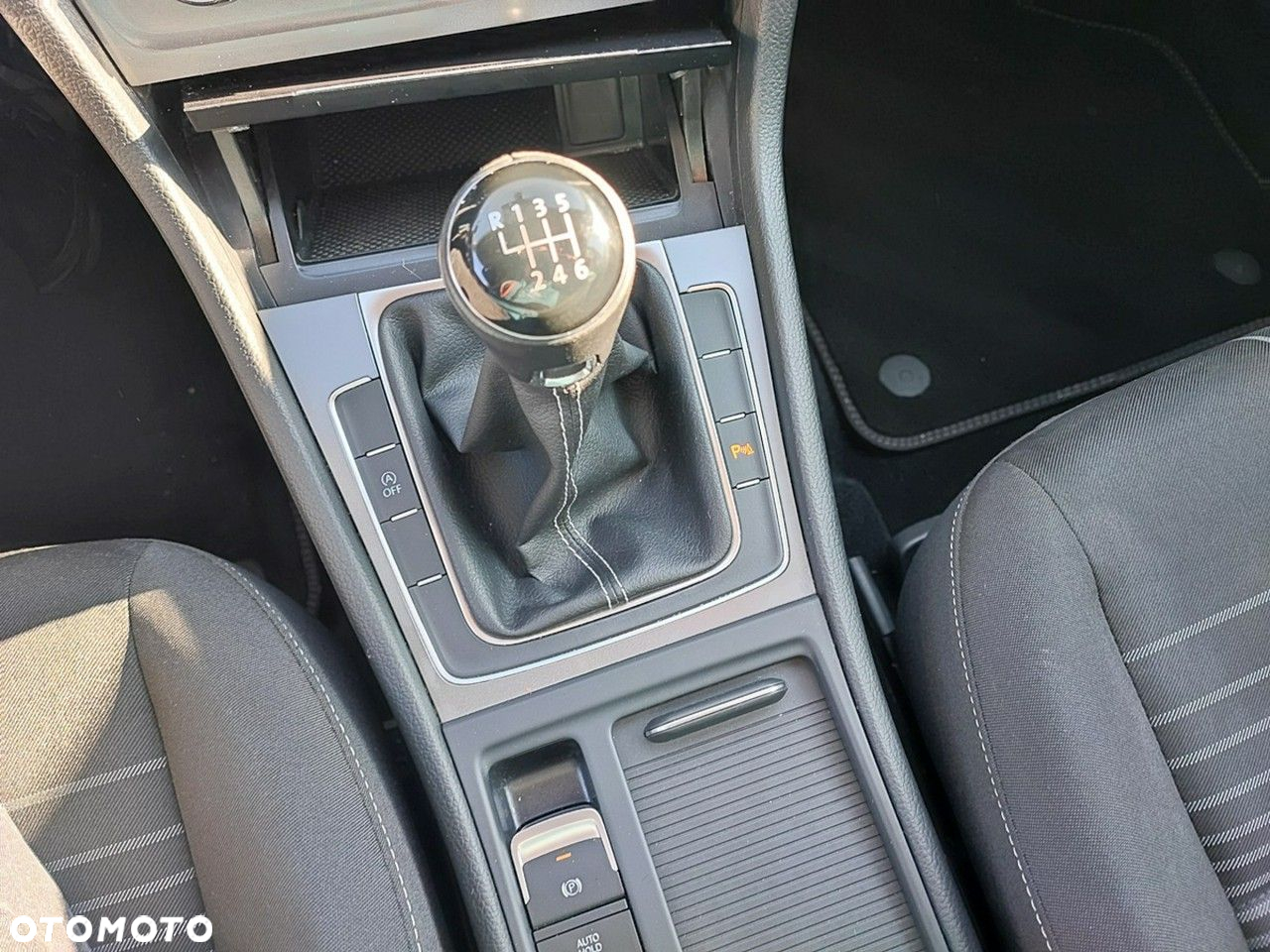 Volkswagen Golf 1.4 TSI (BlueMotion Technology) Comfortline - 11