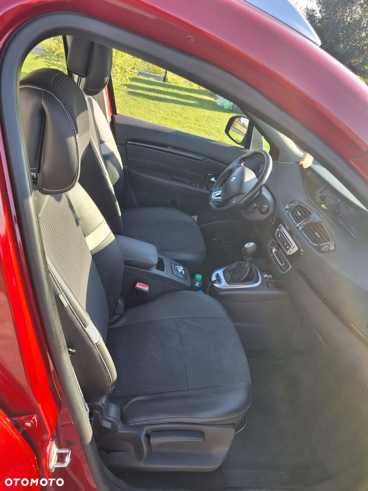 Renault Grand Scenic - 4
