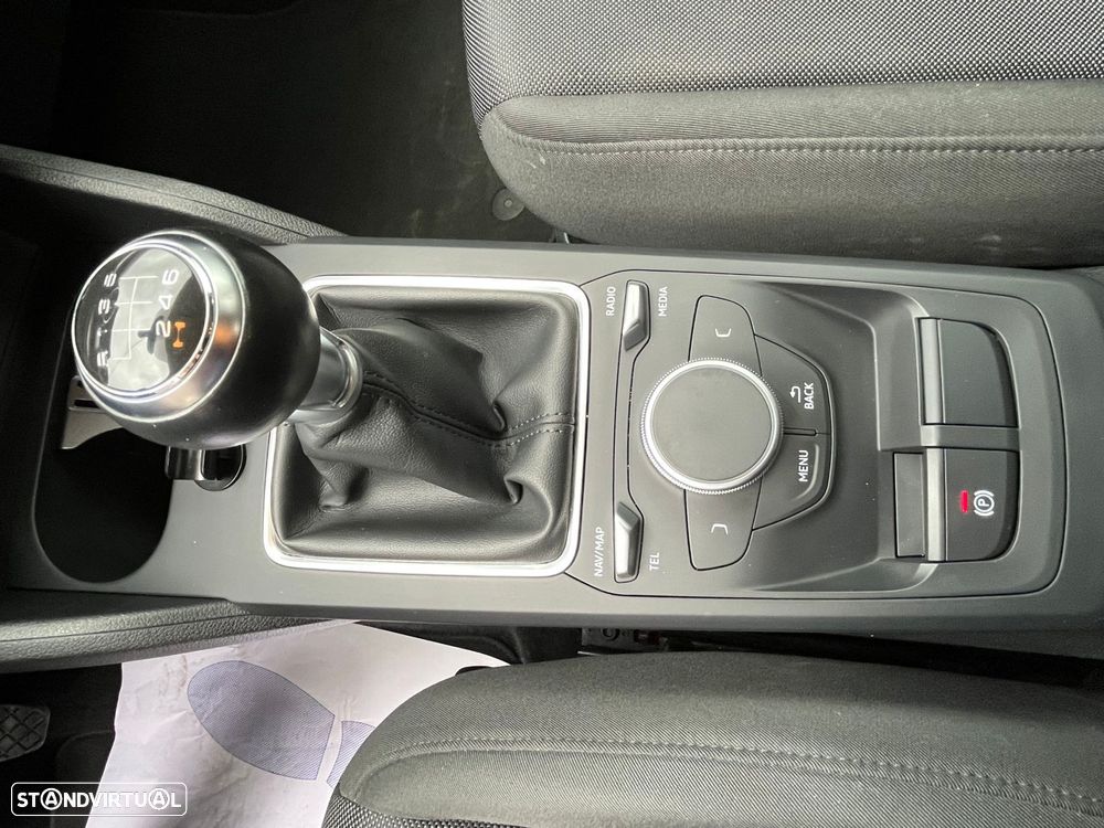 Audi Q2 30 TFSI Sport - 19