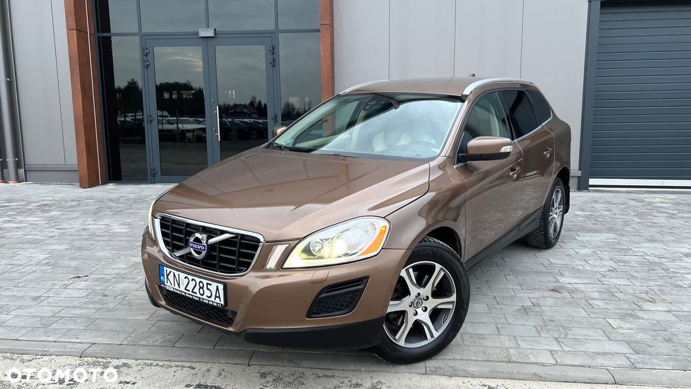 Volvo XC 60 D5 AWD Summum - 1