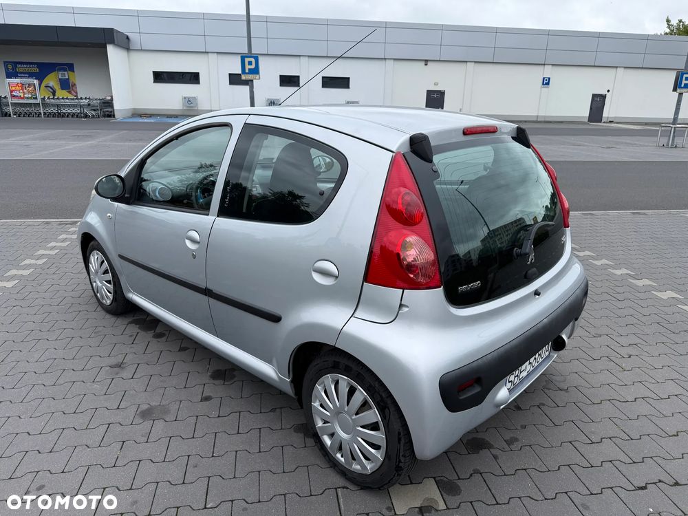 Peugeot 107 1.0 Urban Move - 3