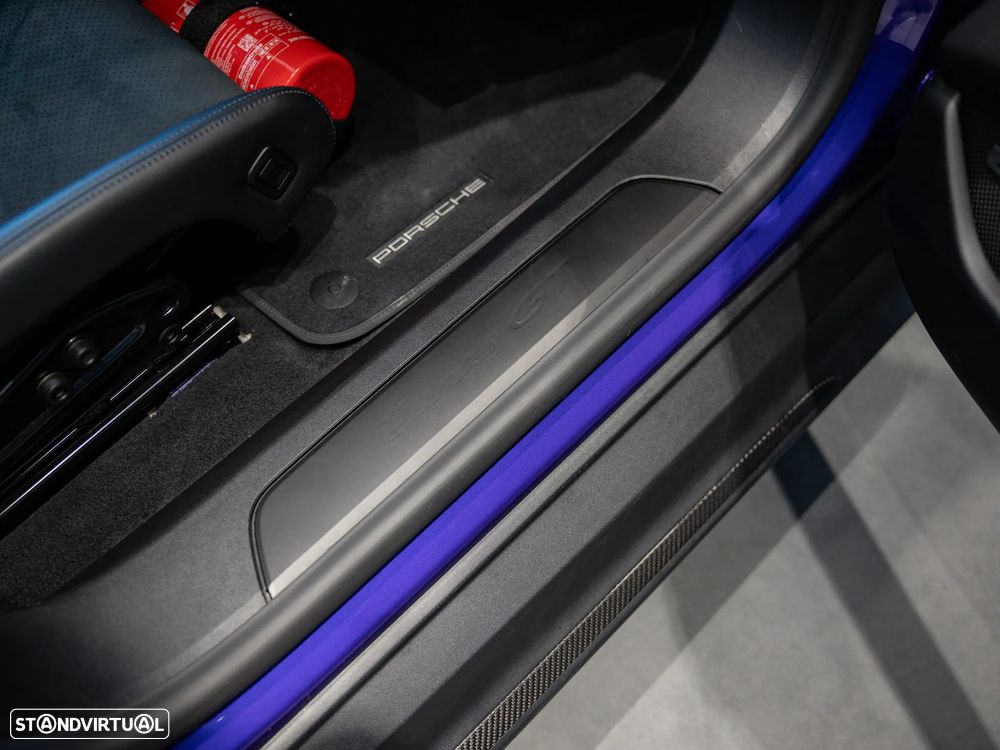 Porsche Taycan Turbo GT Weissach - 53