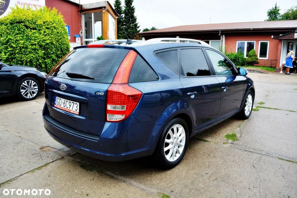 Kia Ceed 2.0 CRDi Mind - 4