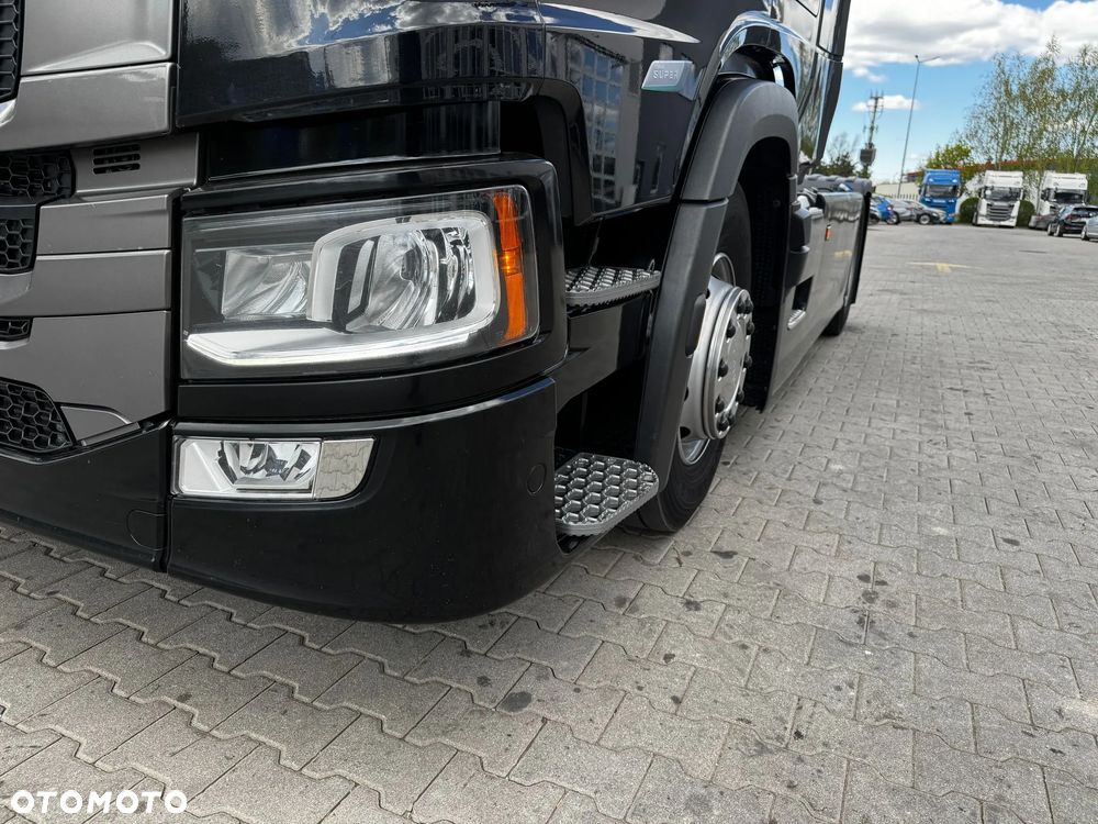 Scania R 460 A4x2NA - 11