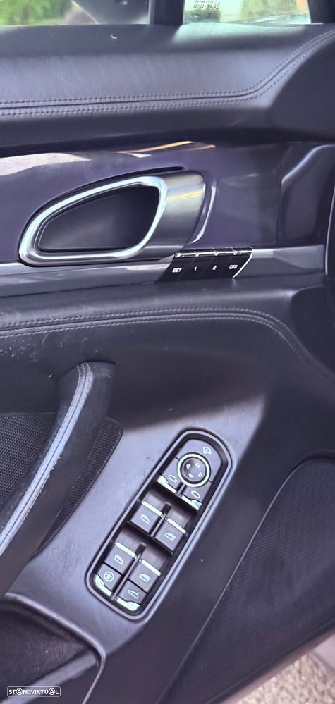 Porsche Panamera 3.0 V6 - 26