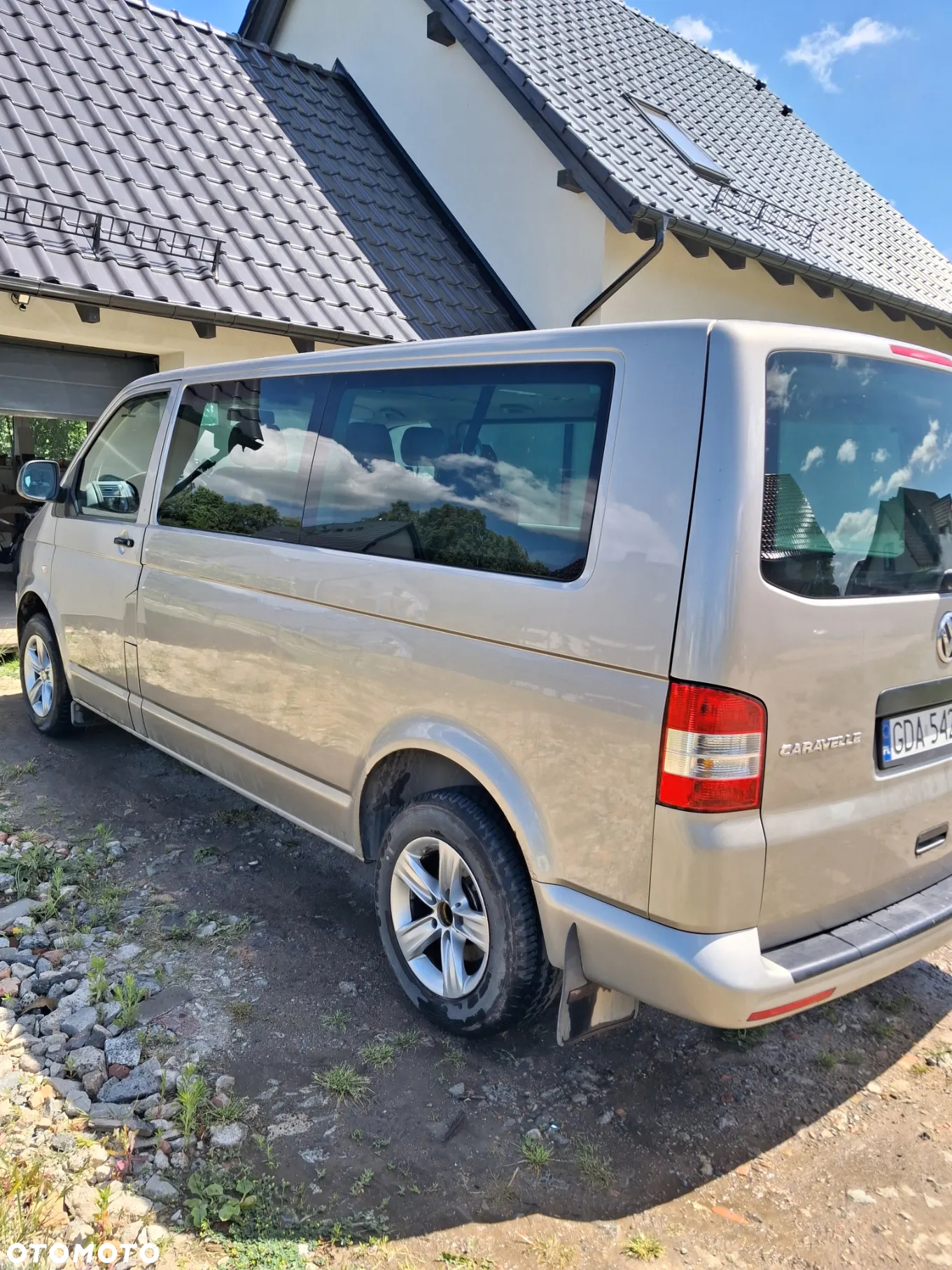 Volkswagen Caravelle - 6