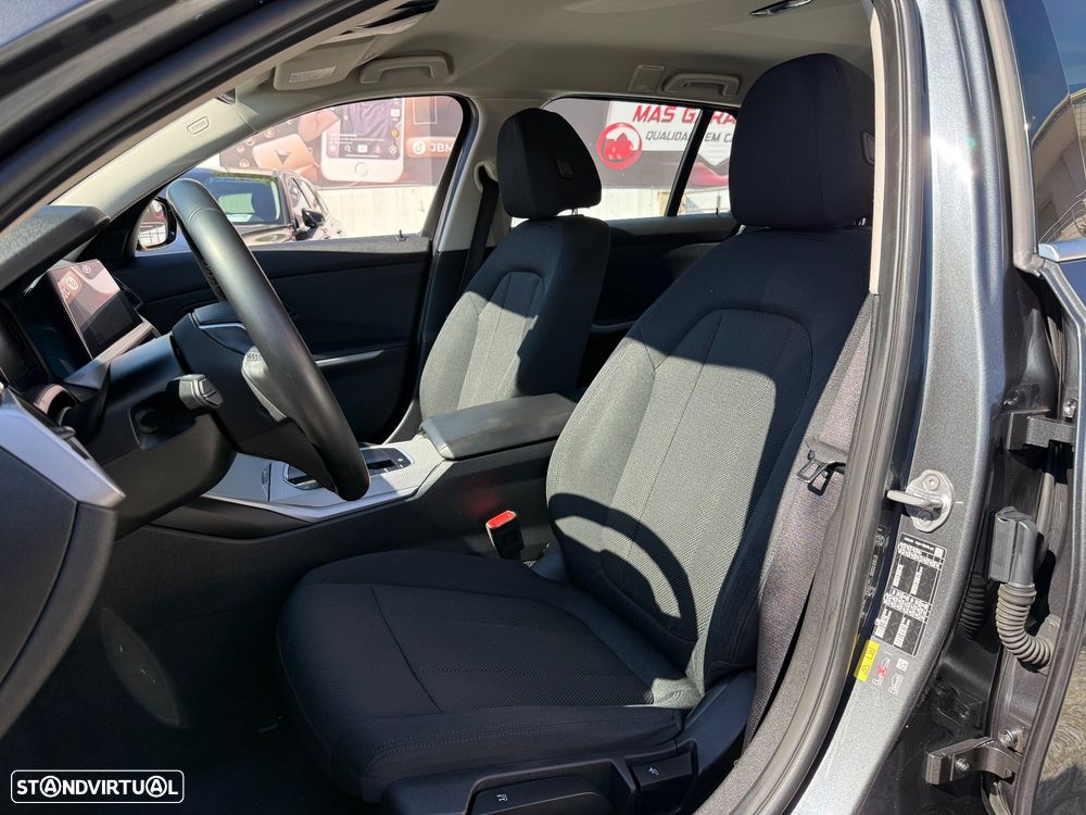 BMW 330 e Touring Corporate Edition Auto - 7