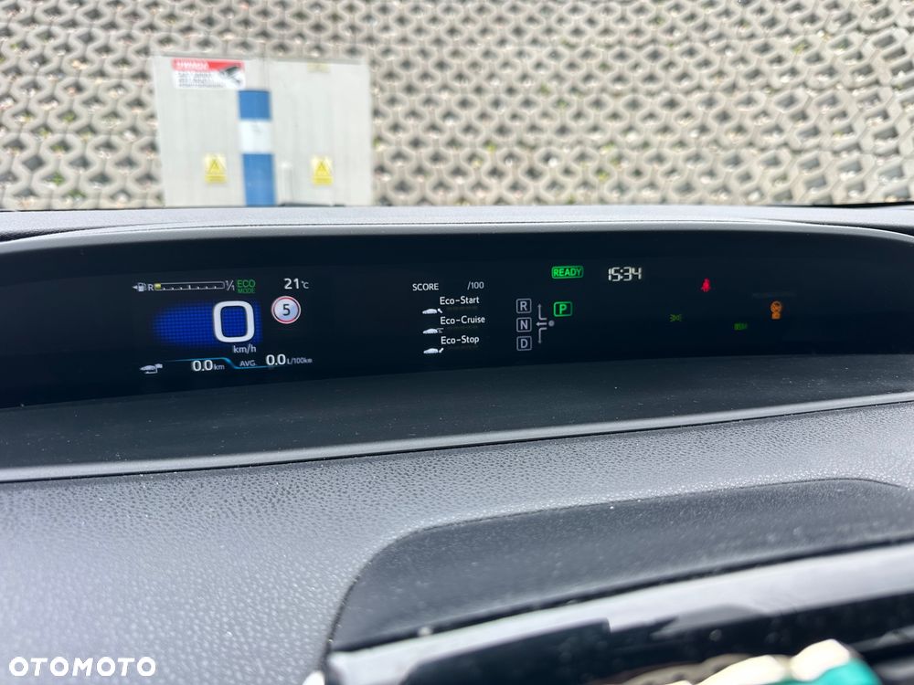 Toyota Prius 1.8 Hybrid Premium - 10