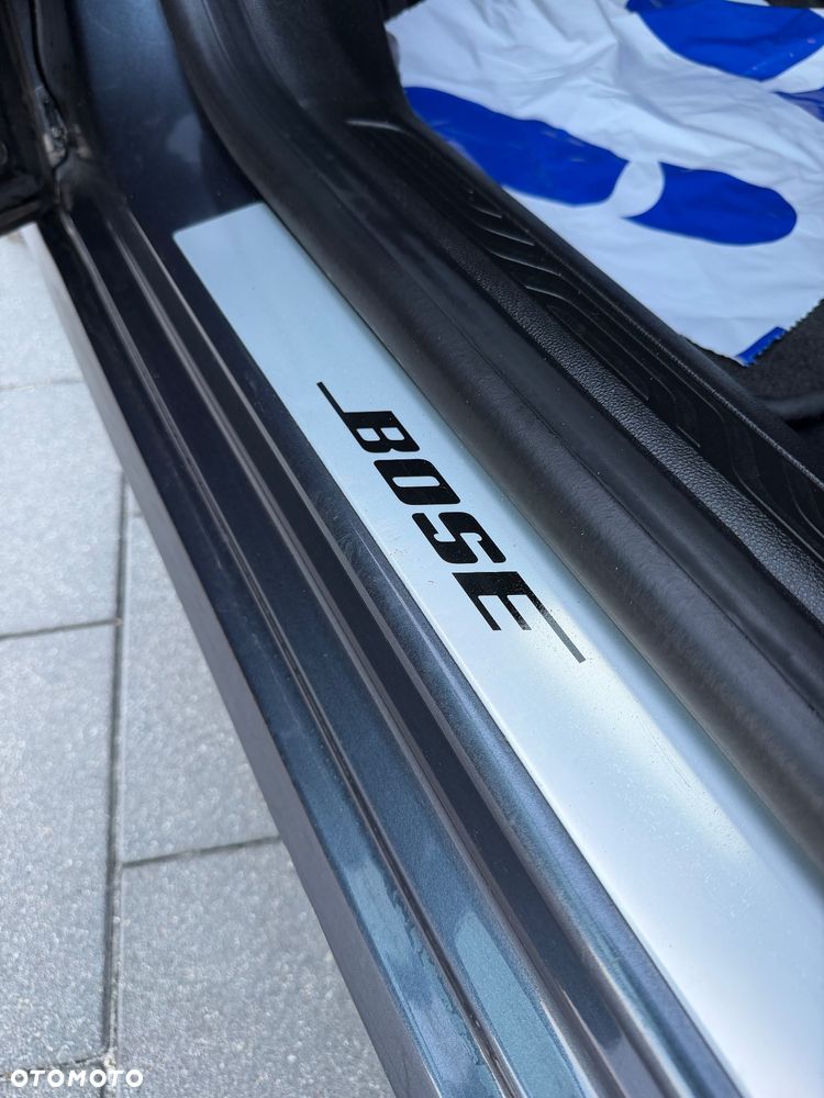 Renault Megane ENERGY TCe 140 EDC BOSE EDITION - 38