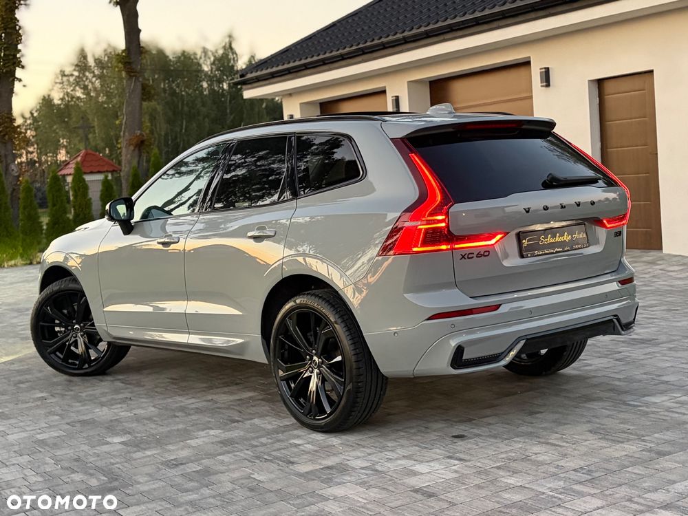 Volvo XC 60 B5 B AWD Ultra Black Edition - 8