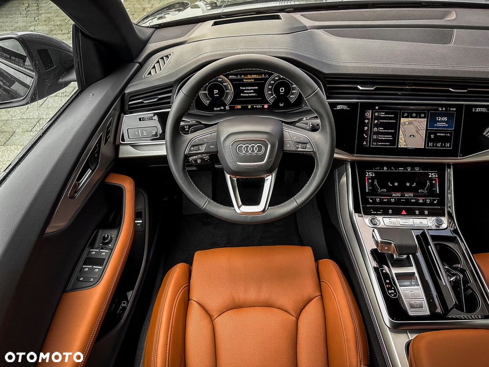 Audi Q8 - 25