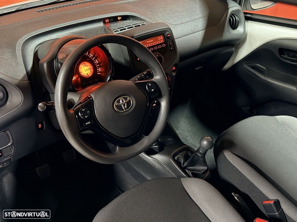 Toyota Aygo X 1.0 Envy - 6