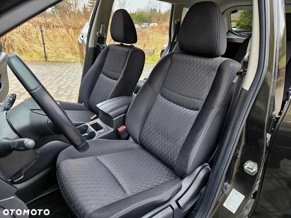 Nissan X-Trail 1.6 DIG-T N-Connecta 2WD - 19