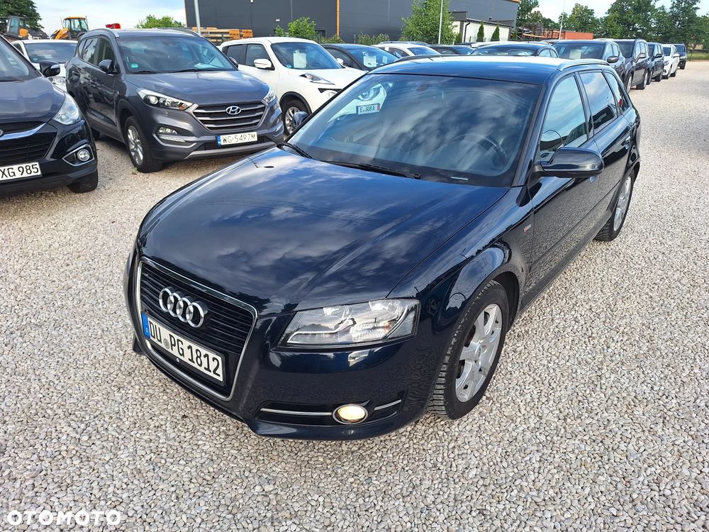 Audi A3 Sportback 1.4 TFSI S line Sportpaket - 2