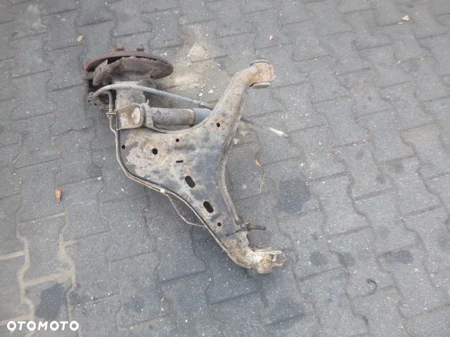 WAHACZ PRAWY TYŁ PRAWY TYLNY VOLKSWAGEN T4 - 12